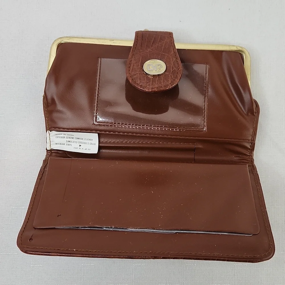Vintage western wallet. Size 7 X 4